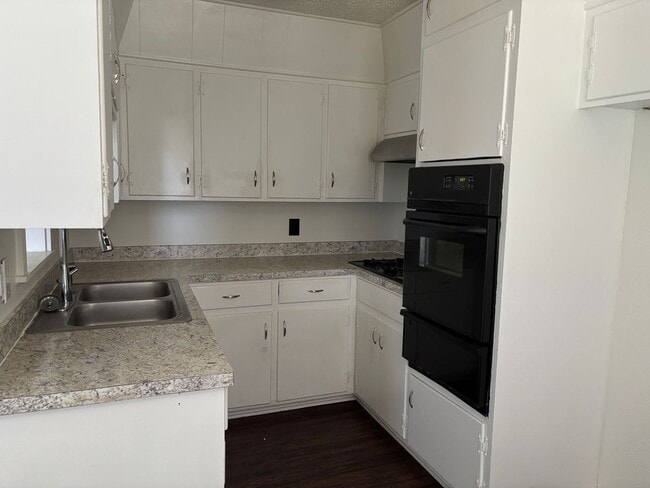 Photo - 4/1.5/1 Brick Home in Quiet South Sherman Neighborhood