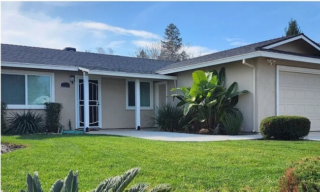 Building Photo - 458 Alan Ave