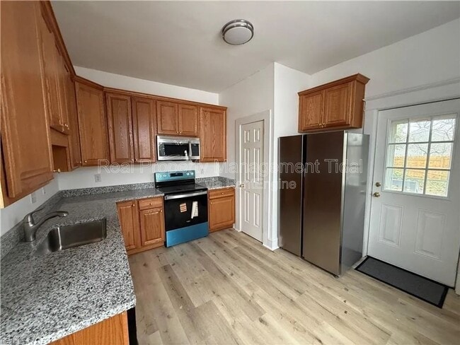 Photo - 1020 23rd St