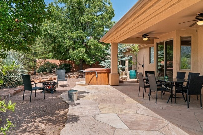 Building Photo - 90 E Bighorn Ct