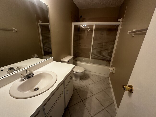 Photo - 11001 SE Sunset Harbor Rd