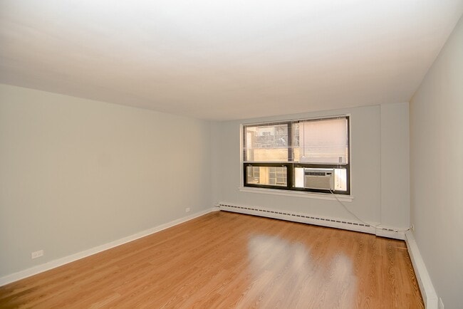 Photo - 428 W Wellington Ave Unit C3