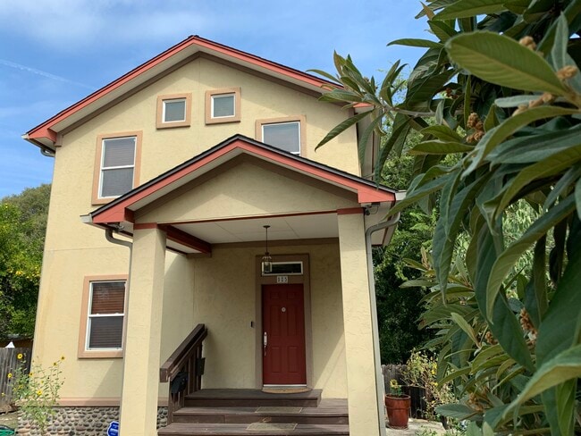 Photo - 905 Prospect Ave Unit A