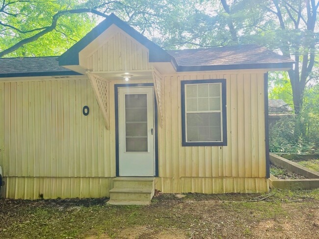 Photo - One Bedroom Efficiency