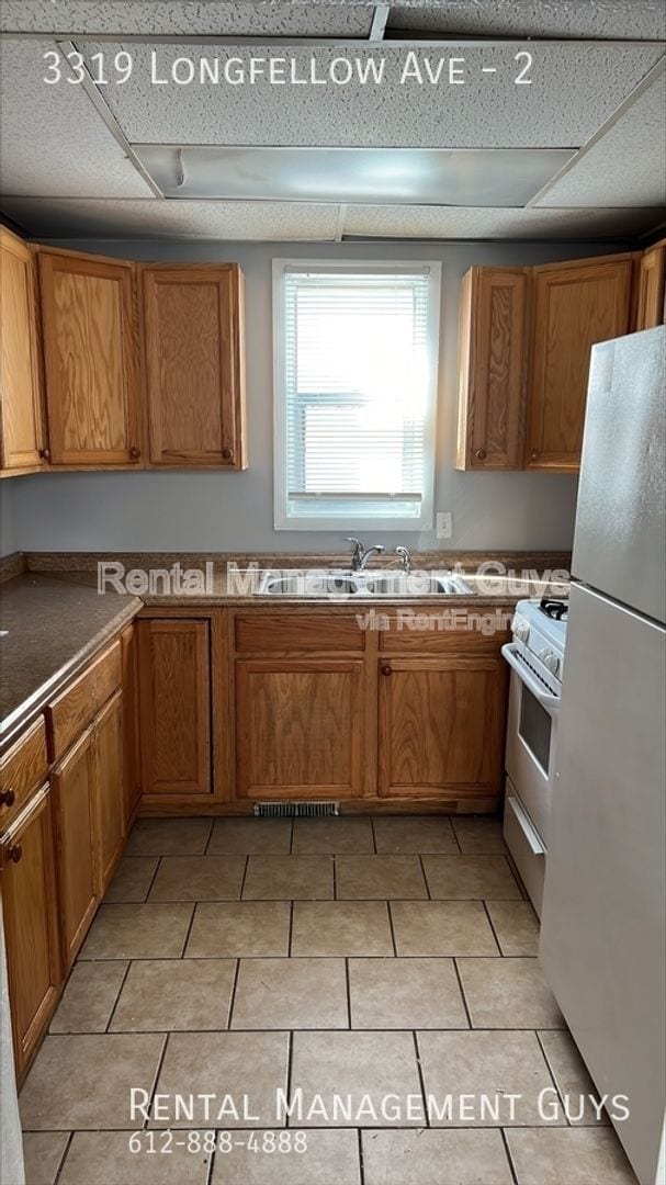 Photo - 3319 Longfellow Ave Apartment Unit 2