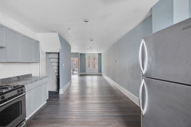 Photo - 2212 W Fayette St