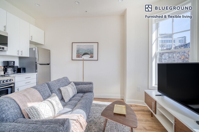 Building Photo - 1701 21st St NW Rental