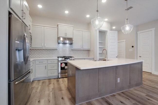 Photo - 10930 Keaton Landing Dr