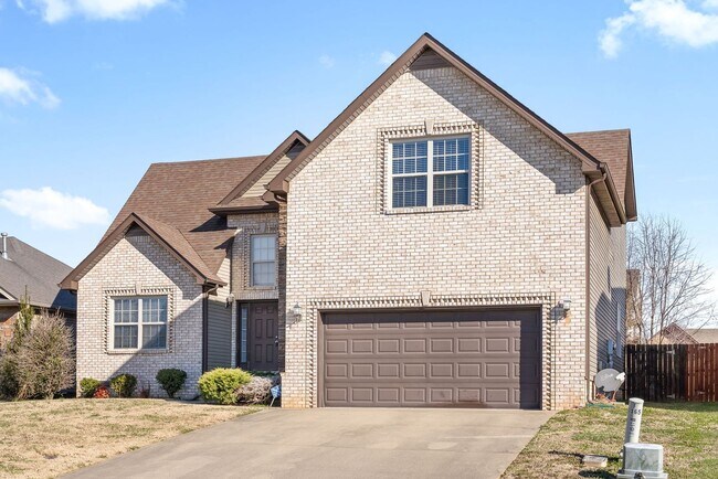 Photo - Three Bedroom with Bonus in Franklin Meadows!