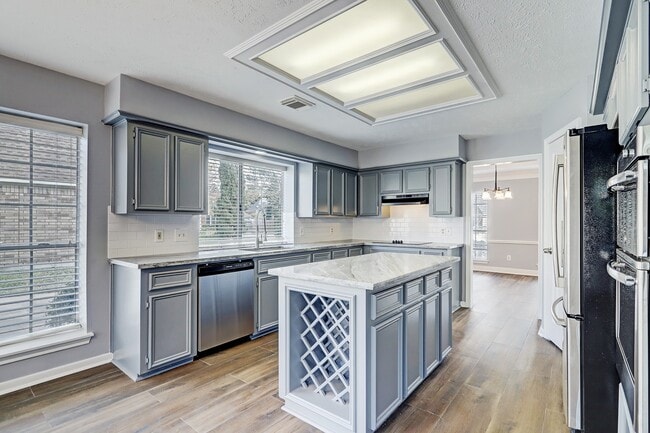 Photo - 7403 Manor Bridge Ct