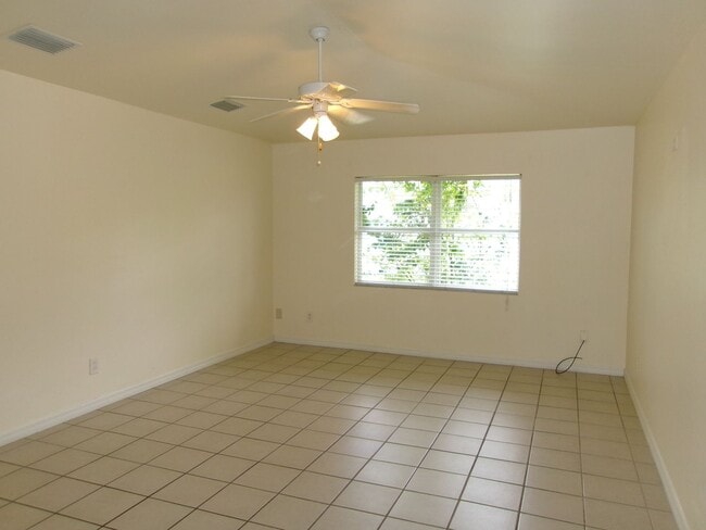 Photo - HALF OFF FIRST MONTHS RENT for Lehigh Duplex