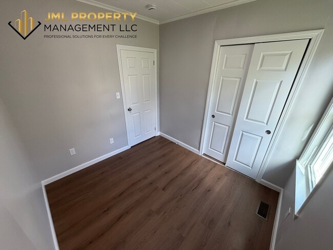52 Pitman St Unit 1E