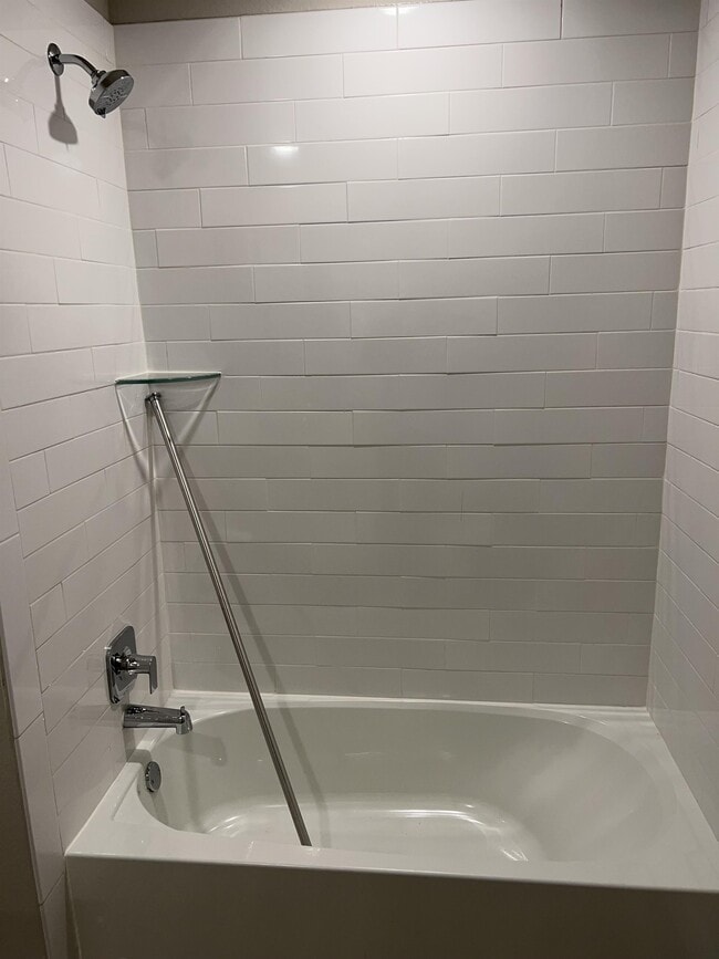 Photo - 416 Coda Xing