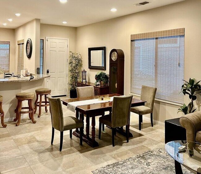 40799 Calle Los Osos