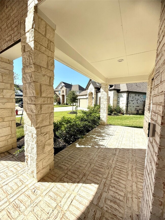 Photo - 408 Hampton Edge Ln