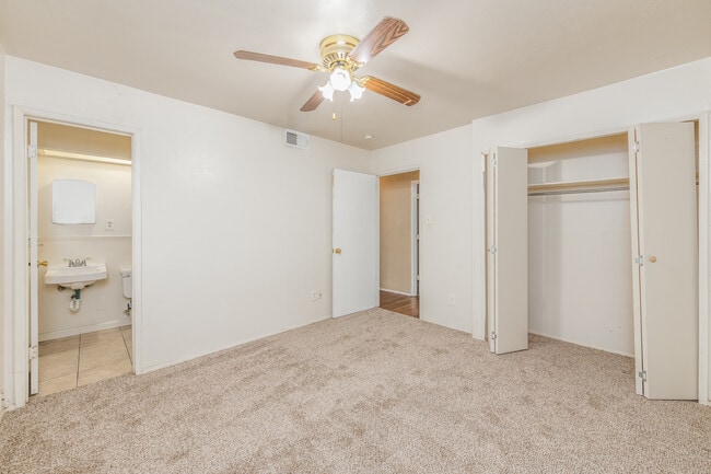 Photo - 1816 E Tucker Blvd