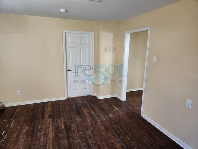 Photo - Great Family Home!  4BR 2 BA