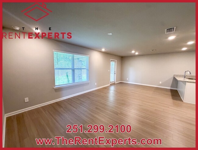 Photo - 2606 Windmere Dr E