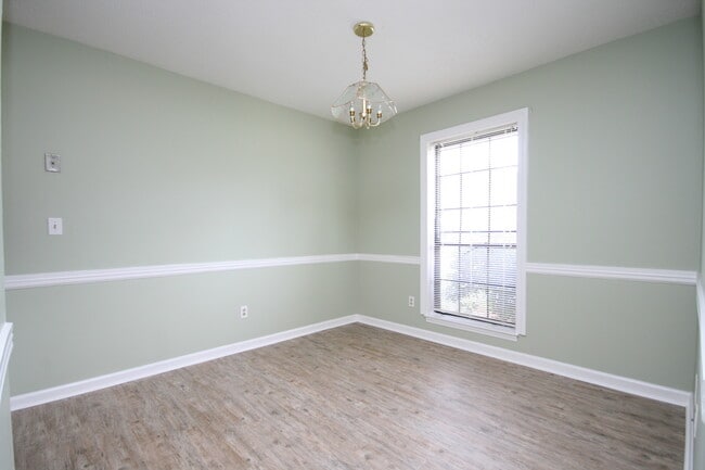 115a Westscott Dr