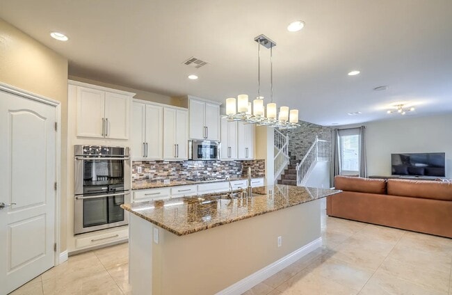 12308 Kings Eagle St