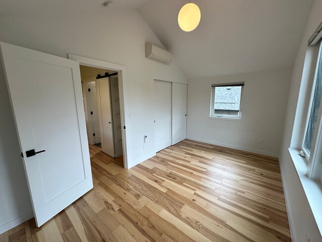 Photo - Like-New ADU in NE Portland!