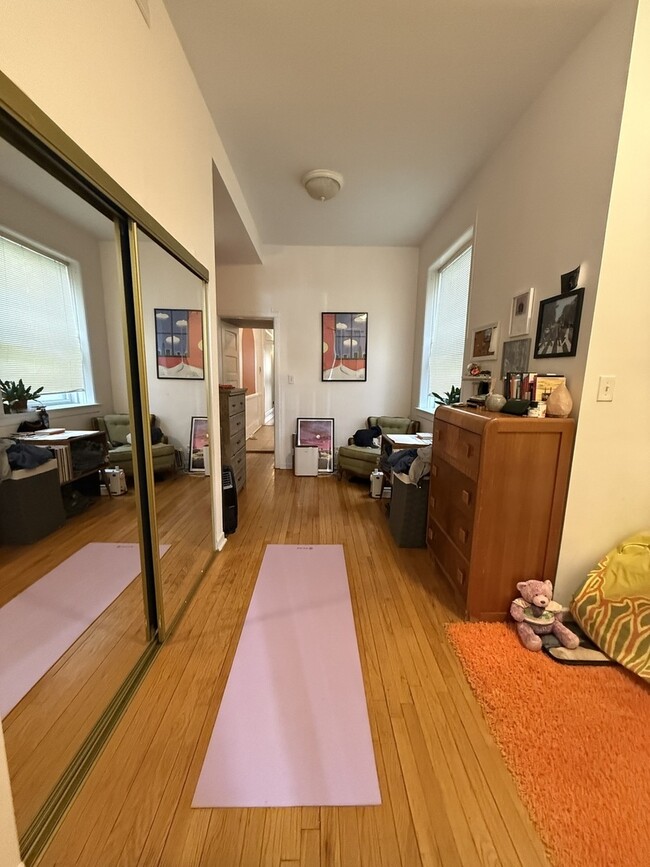 Photo - 12 W Chestnut St Unit 2