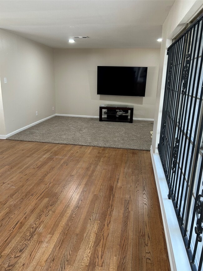 Photo - 3927 Faulkner St