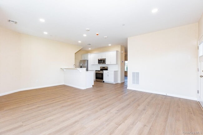 Photo - 843 Lake Blvd Apartment Unit 205