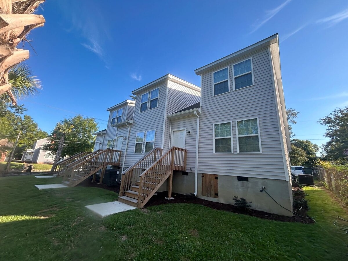 Photo - 1127 Page St