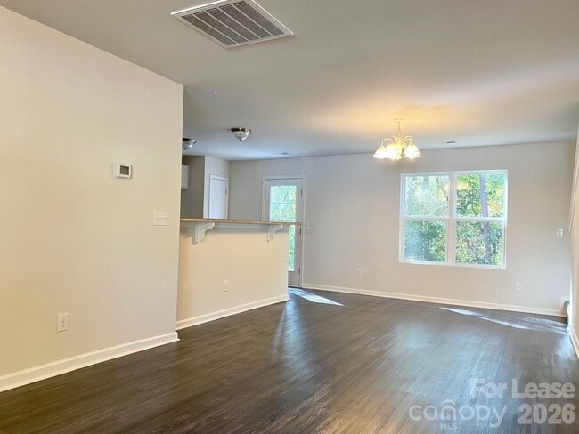 Photo - 320 Peachtree Rd