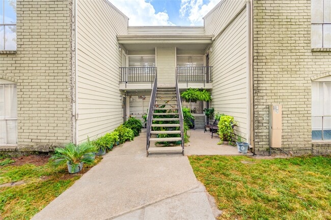 Photo - 6200 W Tidwell Rd Condo Unit 2608