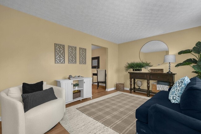 3084 Highland Park Dr