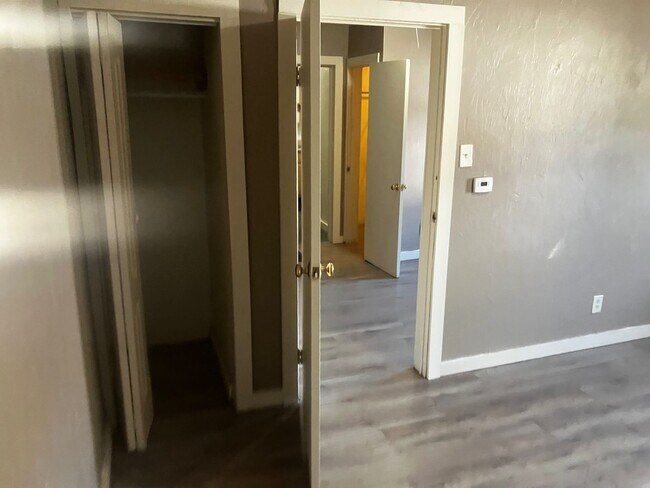 Photo - 3309-3313 Main St Unit 3309 Main St