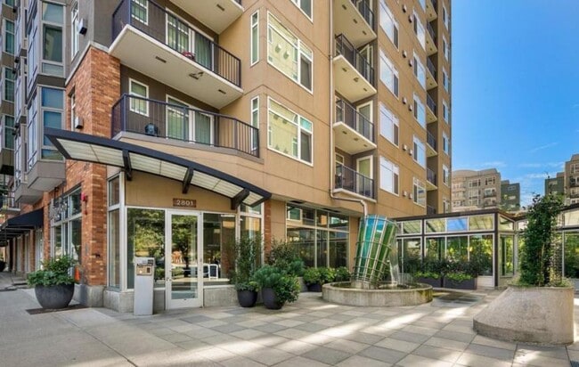 Building Photo - 2 bedroom in Seattle WA 98121 Unit 806 Rental