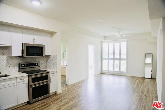 Photo - 12655 Bluff Creek Dr Unit 209