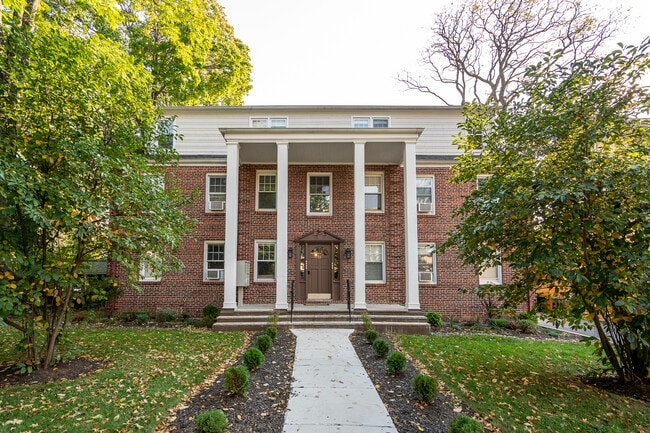 Photo - 18 The Cres Unit 3