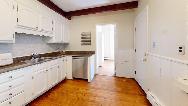 Photo - 1526 Tremont St Unidad 2