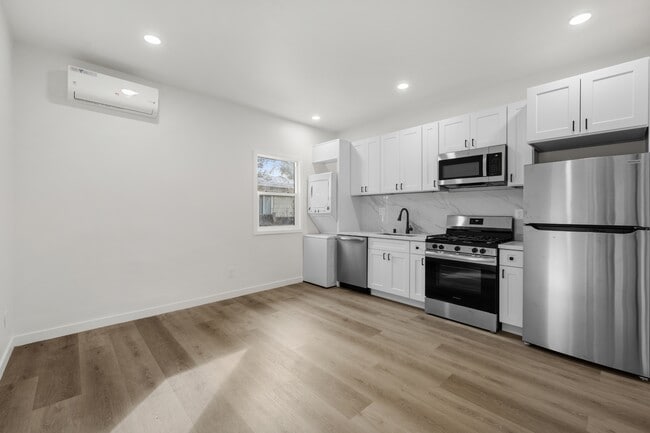 Photo - 3763 Arnold Ave