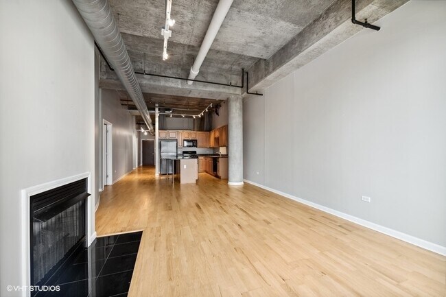 Photo - 125 E 13th St Unit 1303