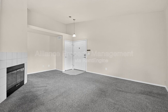 Photo - 3890 Strawberry Field Grove Unit F