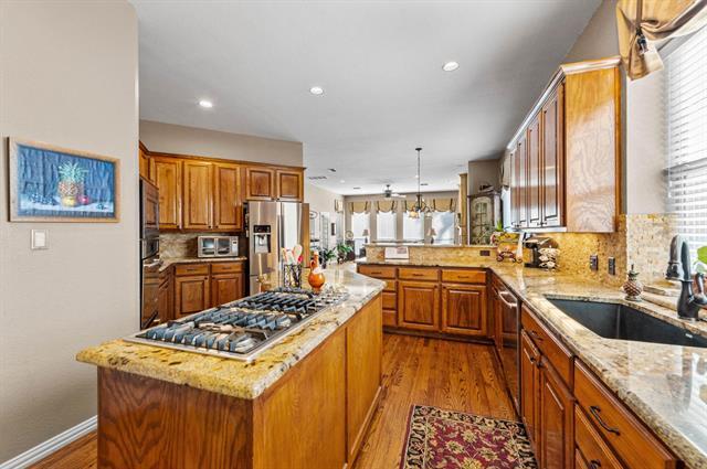 Photo - 1107 Whispering Oaks Dr