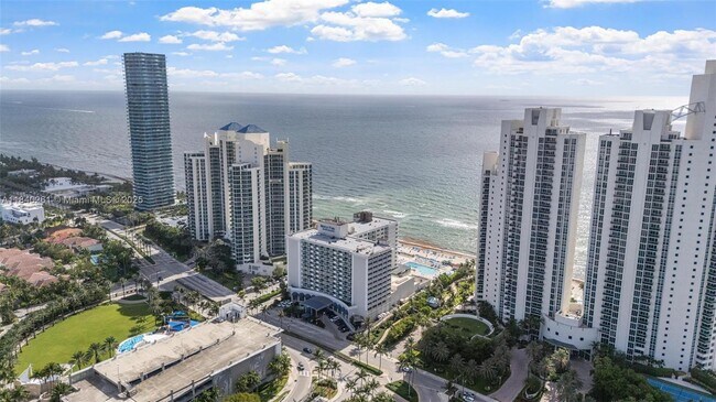 Photo - 19201 Collins Ave Unit 124