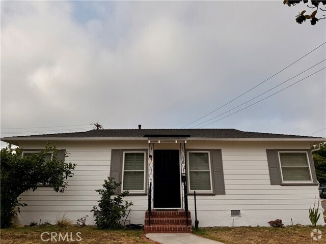 Building Photo - 301 W Hillsdale St Rental