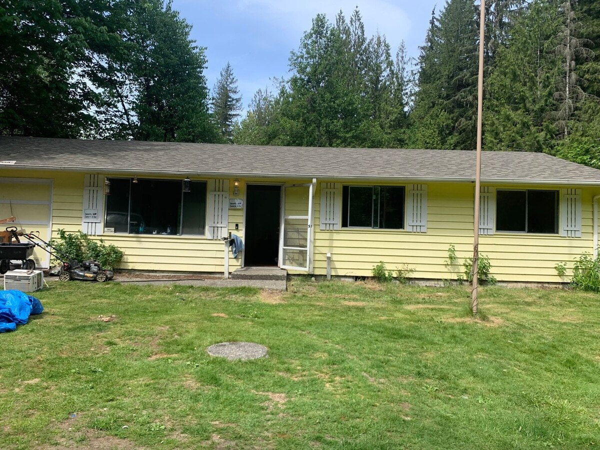 3 Bed/1 Bath +Garage & Shop, Marblemount - 3 Bed/1 Bath +Garage & Shop, Marblemount House