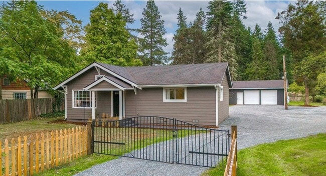 Building Photo - 14618 Kapowsin Hwy E