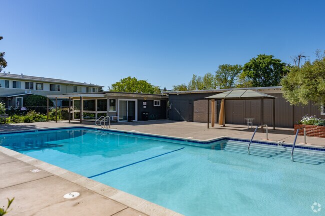 Piscina - San Rafael Manor