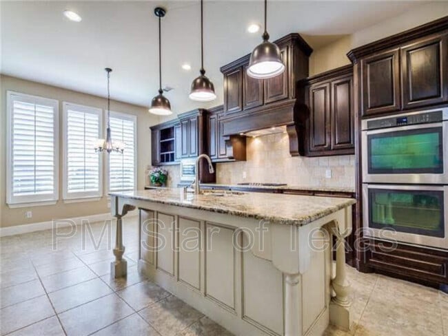 Photo - 7509 Rockyford Dr