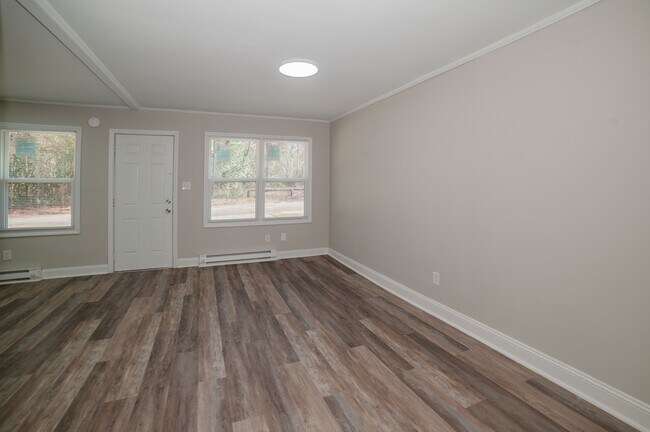 Photo - 5113 Higgins St