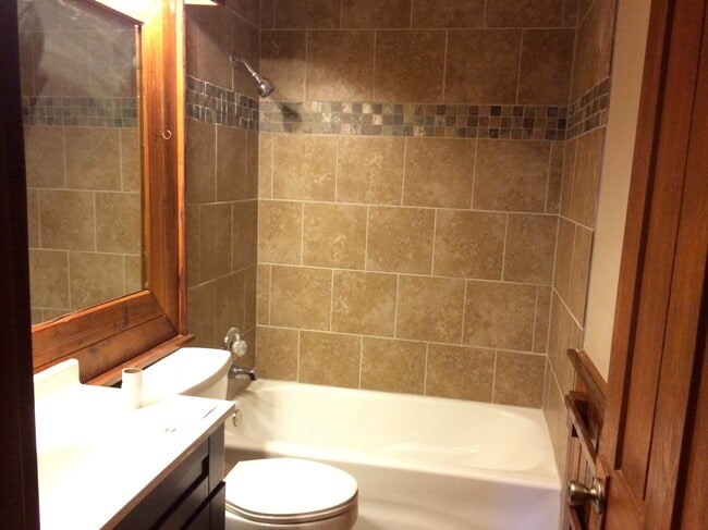 Photo - 118 Green St Unit 118 Green St