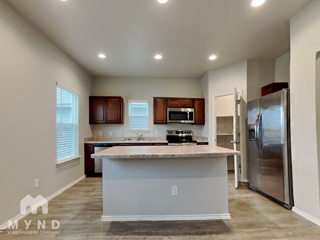 Photo - 4019 Turning Pine Edge